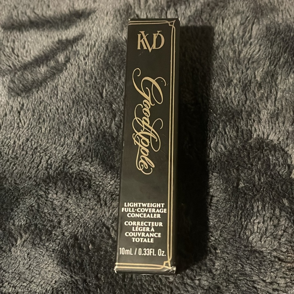 KVD Light 107 Good Apple Lightweight Full-Coverage Concealer - Picture 3 of 4